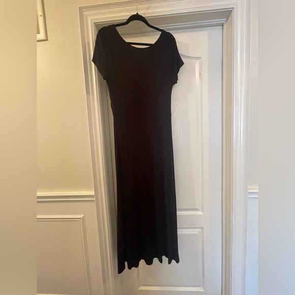 Wrap Style Dress - Black - Picture 5 of 6
